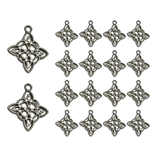Dije Nudo De Bruja En Metal 60 Piezas Plateado